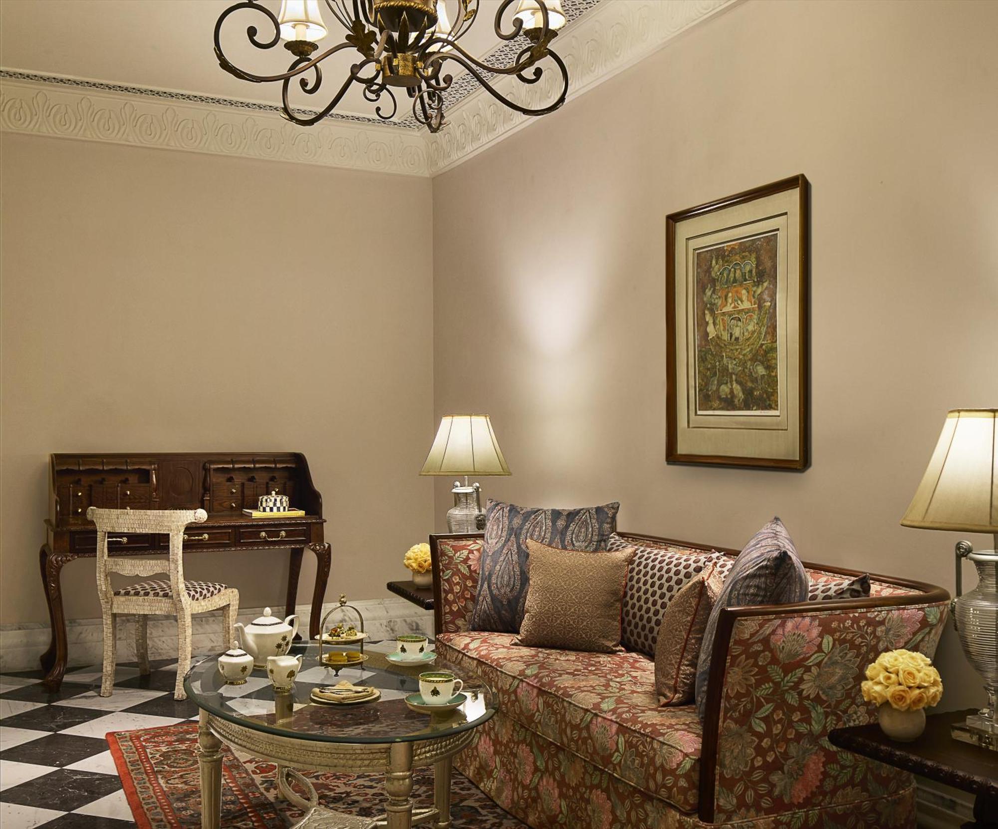 Deluxe Suite