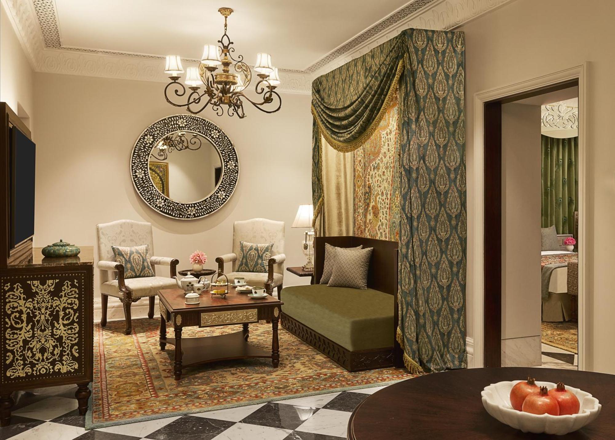 Deluxe Premium Suite
